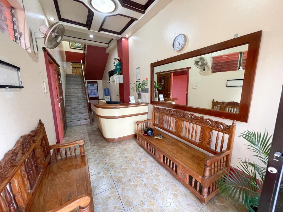 Teofila Pension Puerto Princesa Buitenkant foto